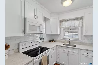 54 Rope Ferry Road #I151, Waterford, CT 06385 - Photo 15