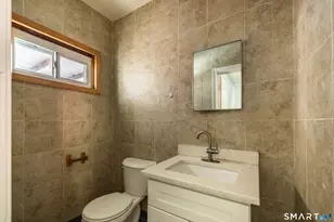 92 Herkimer St, Bridgeport, CT 06604 - Photo 5