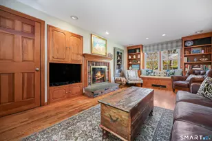 21 Zygmont Ln, Greenwich, CT 06831 - Photo 9