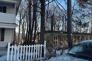 193 Plaza Ave, Waterbury, CT 06710 - Photo 3