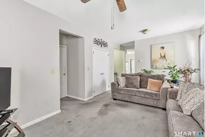 177 Thompson Street, Bridgeport, CT 06604 - Photo 9