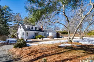 74 Dividend Rd, Rocky Hill, CT 06067 - Photo 3