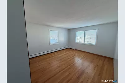 58 Charles Street, New Britain, CT 06051 - Photo 9