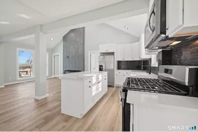 82 Hemlock Street, West Haven, CT 06516 - Photo 9