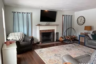 6 Cornfield Ln, Woodbridge, CT 06525 - Photo 9