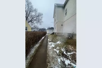 10 Graham Street, Stratford, CT 06615 - Photo 5