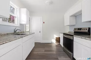 4 Brewer St, Montville, CT 06382 - Photo 3