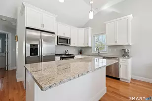 152 Willow Brk Dr, Farmington, CT 06032 - Photo 9