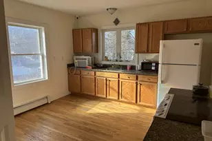 11 Park St, Manchester, CT 06040 - Photo 1