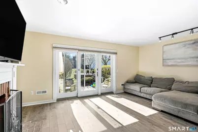 1 East Hayestown Road #15, Danbury, CT 06811 - Photo 3