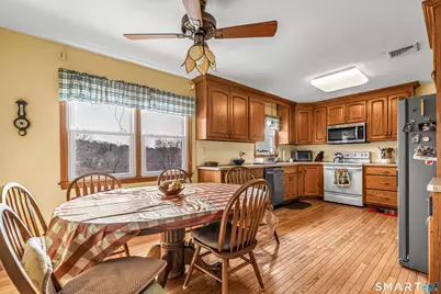 82 Twining Avenue, Waterbury, CT 06705 - Photo 7