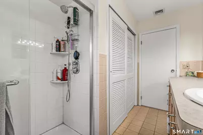 82 Twining Avenue, Waterbury, CT 06705 - Photo 17