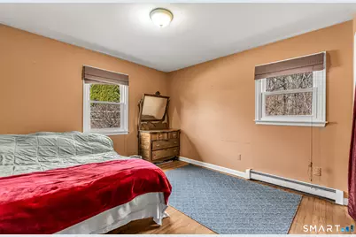 82 Twining Avenue, Waterbury, CT 06705 - Photo 13