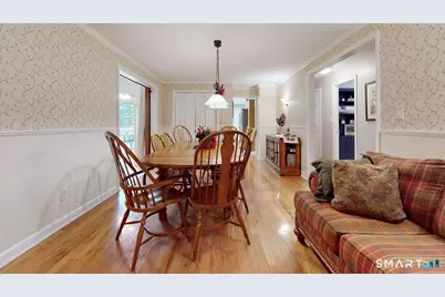 22 Hollywood Avenue, Milford, CT 06460 - Photo 11