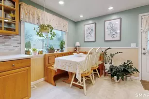 22 Hollywood Ave, Milford, CT 06460 - Photo 5