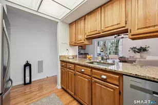 380 Hitchcock Rd, Waterbury, CT 06705 - Photo 7