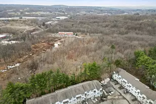 380 Hitchcock Rd, Waterbury, CT 06705 - Photo 27