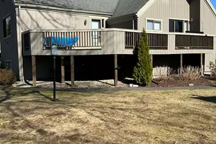 252 Agawam Dr, Stratford, CT 06614 - Photo 3