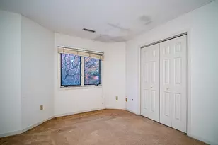 1414 Whitney Ave, Hamden, CT 06517 - Photo 17