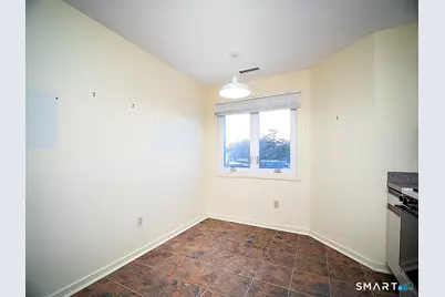 1414 Whitney Avenue #APT E3, Hamden, CT 06517 - Photo 5