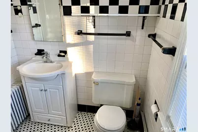 52 Goffe Terrace, New Haven, CT 06511 - Photo 7