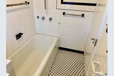 52 Goffe Terrace, New Haven, CT 06511 - Photo 21