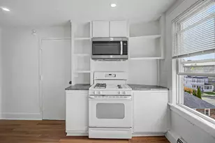 1872 North Ave, Bridgeport, CT 06604 - Photo 21