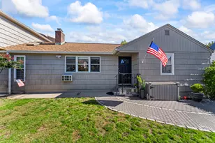 88 Dean St, Stamford, CT 06902 - Photo 13