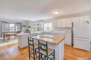 10 Liberty Dr, Mansfield, CT 06250 - Photo 3