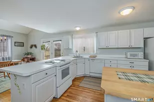 10 Liberty Dr, Mansfield, CT 06250 - Photo 23