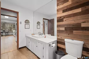 57 Mistywood Ln, Naugatuck, CT 06770 - Photo 15