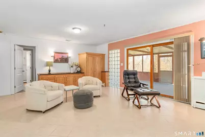 200 Mohegan Drive, West Hartford, CT 06117 - Photo 23