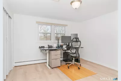 200 Mohegan Drive, West Hartford, CT 06117 - Photo 21