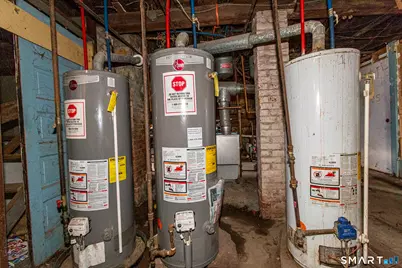 173 Benton Street, Hartford, CT 06114 - Photo 9