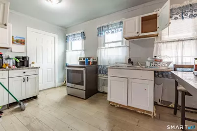 173 Benton Street, Hartford, CT 06114 - Photo 15