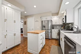 180 Randolph Rd, Middletown, CT 06457 - Photo 3