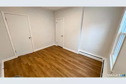 8 Locust Street, New Britain, CT 06051 - Photo 9