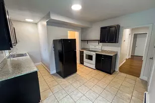 8 Locust St, New Britain, CT 06051 - Photo 11