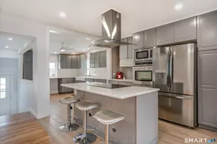 20 Dorothy St, Milford, CT 06460 - Photo 7