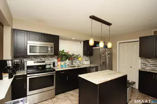 14 Scuppo Rd, Danbury, CT 06811 - Photo 7