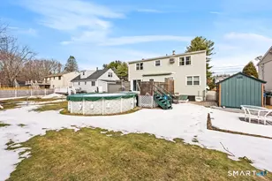 24 Granada Rd, Waterbury, CT 06704 - Photo 23