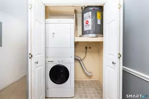 31 High St, East Hartford, CT 06118 - Photo 11