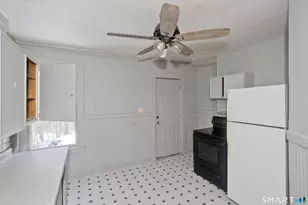 54 Hartford Ave, Enfield, CT 06082 - Photo 9