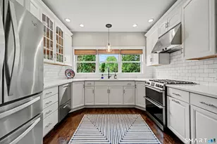 518 Hoyt St, Darien, CT 06820 - Photo 5