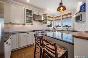 24 Ridgewood Ave, Madison, CT 06443 - Photo 7