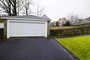 21 Nichols St, Ansonia, CT 06401 - Photo 21