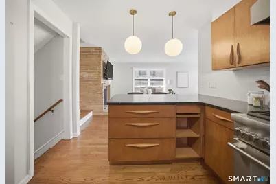 1719 Asylum Avenue, West Hartford, CT 06117 - Photo 5