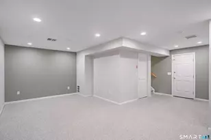 1705 Eaton Ct, Danbury, CT 06811 - Photo 25