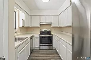 330 Savin Ave, West Haven, CT 06516 - Photo 9