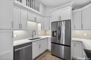 37 Hewitt Rd, Stonington, CT 06355 - Photo 11